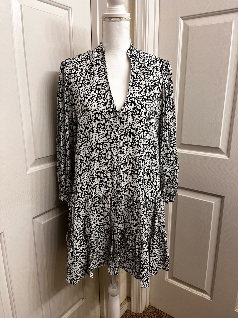 Zara Black and White Printed Mini Dress